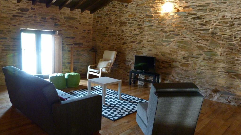 Casas De Campo Da Quinta Entre Rios มิแรนเดลา ห้อง รูปภาพ